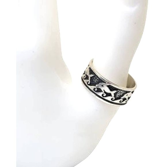 Unbranded Jewelry - Handmade 925 Sterling Silver Jumping Dolphin and Waves Band Ring Size 12